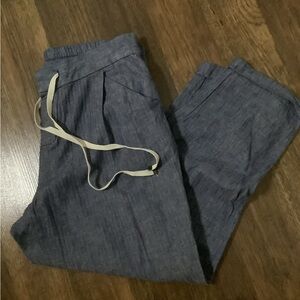 NWOT OLD‎ NAVY Chambray Linen Capris